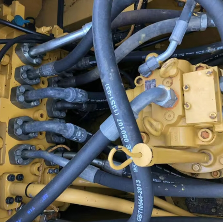 卡特彼勒 320D 挖掘机