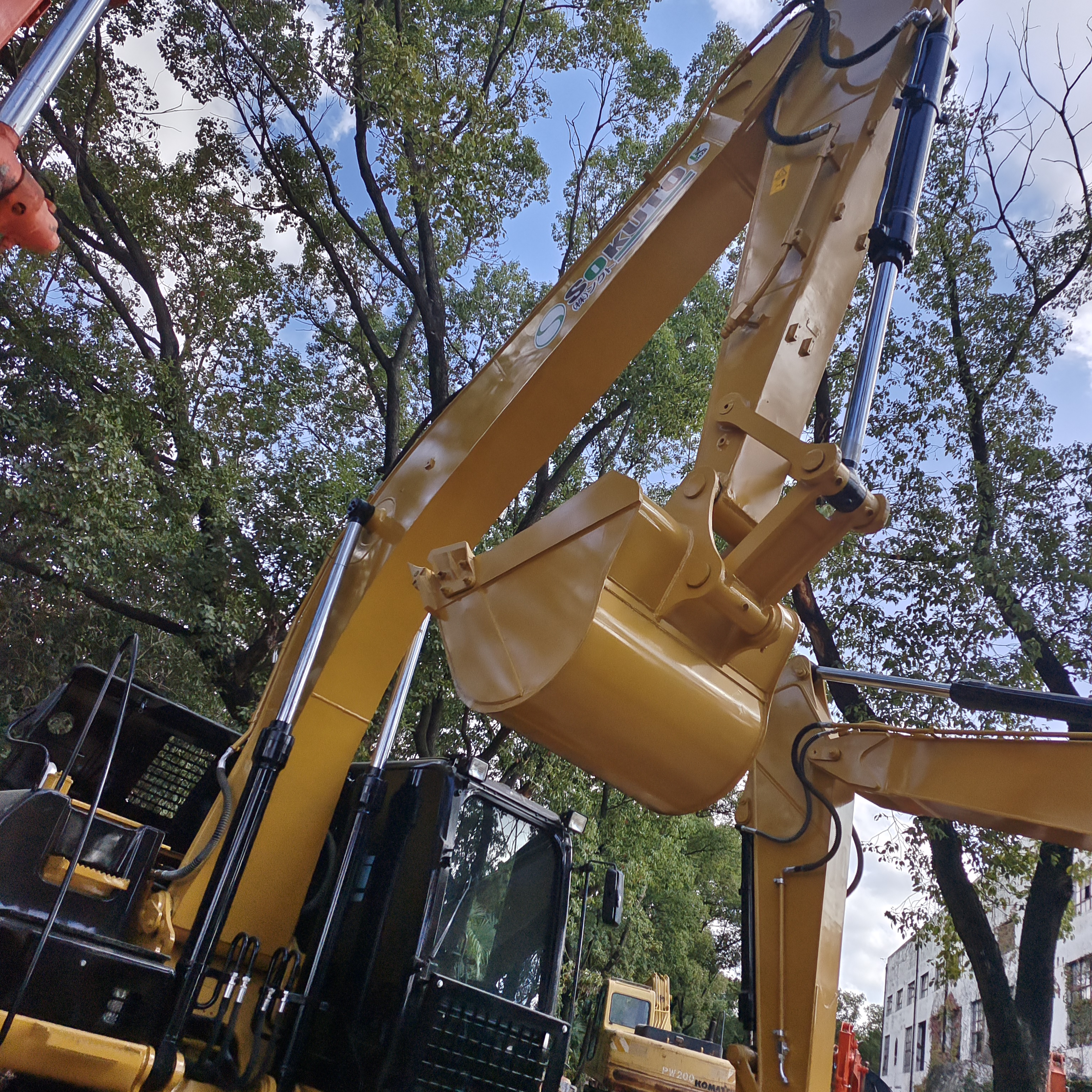 used caterpillar 320D 320DL 320D2 320D2L 320GC 320