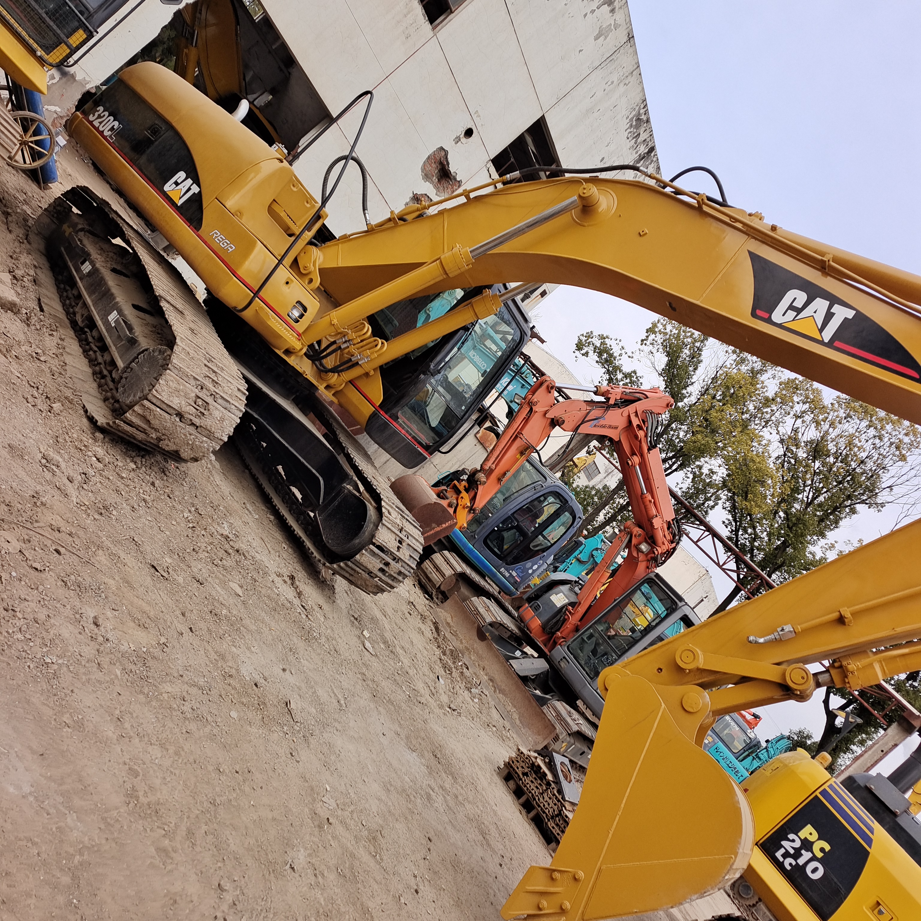 used caterpillar 320D 320DL 320D2 320D2L 320GC 320