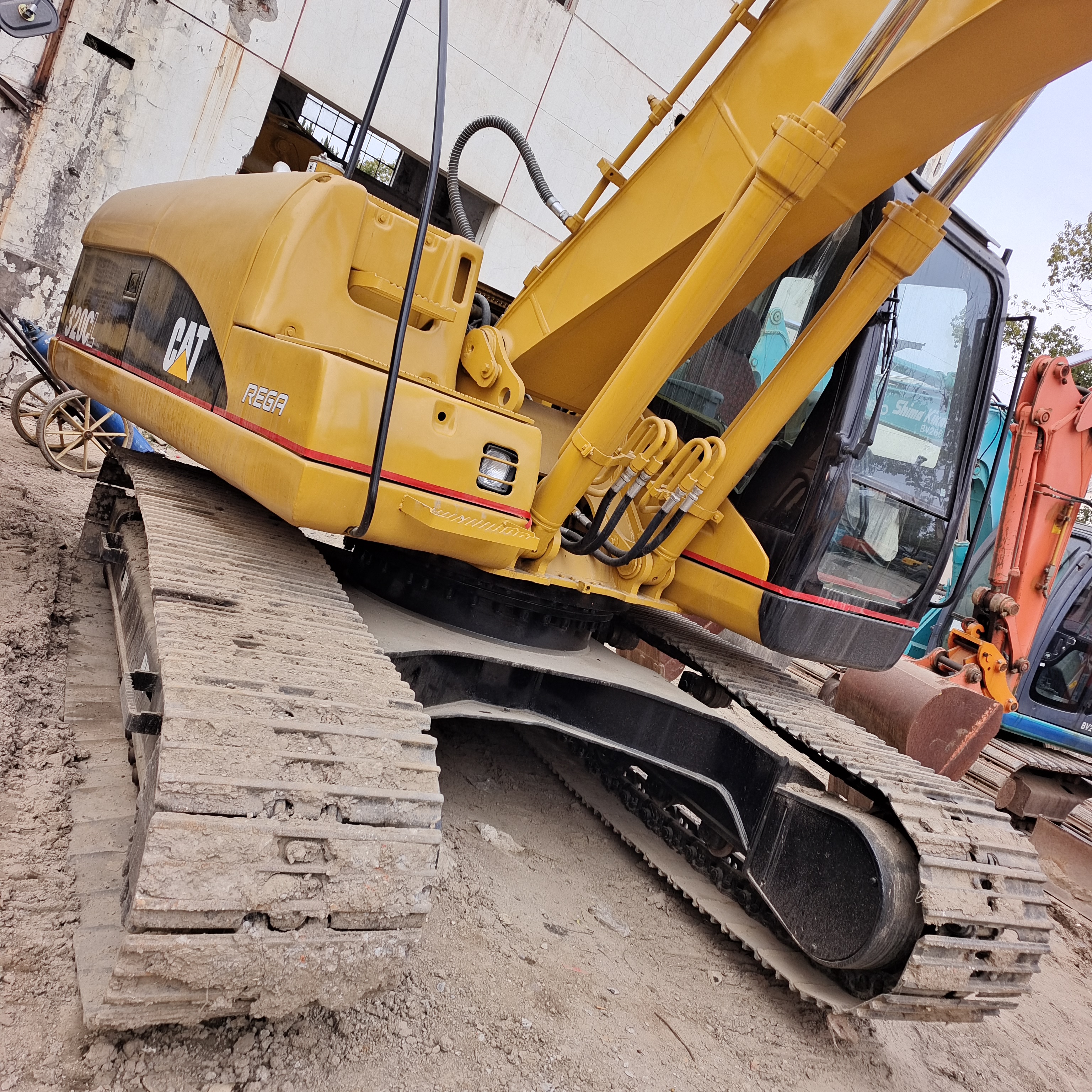 used caterpillar 320D 320DL 320D2 320D2L 320GC 320