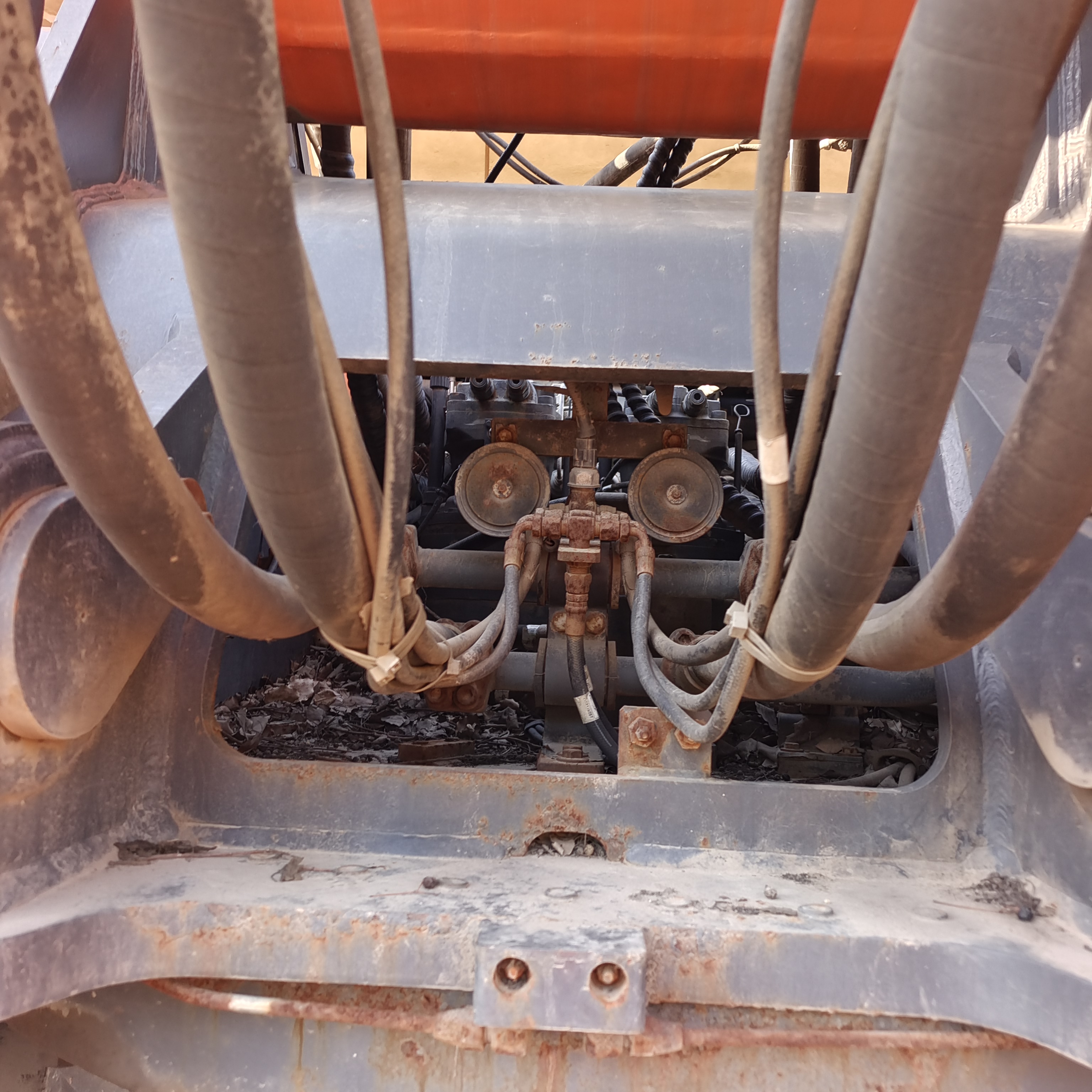 DOOSAN DX530 USED EXCAVATOR