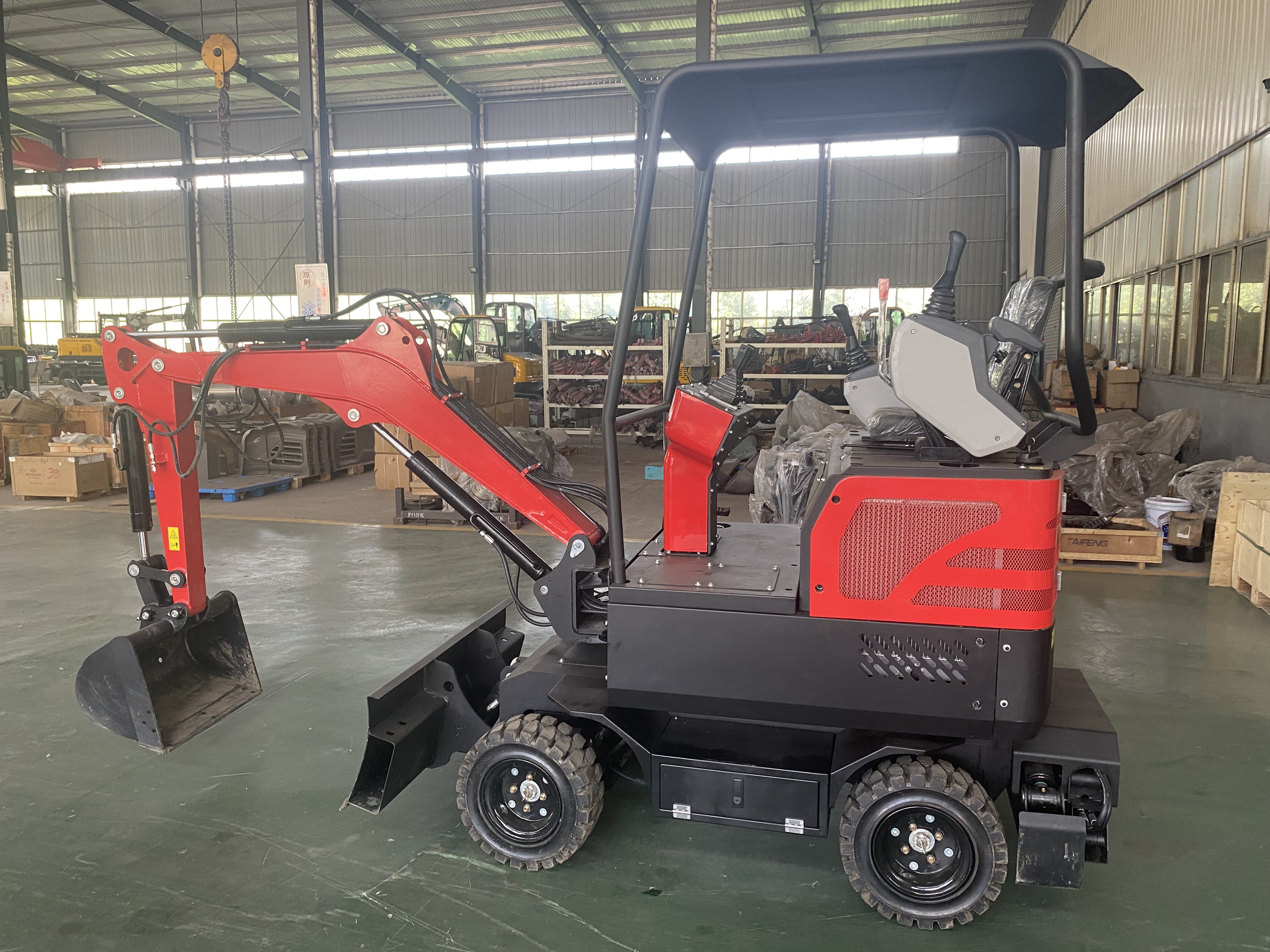 20 轮式挖掘机 多功能小型液压轮式挖掘机 厂家直销