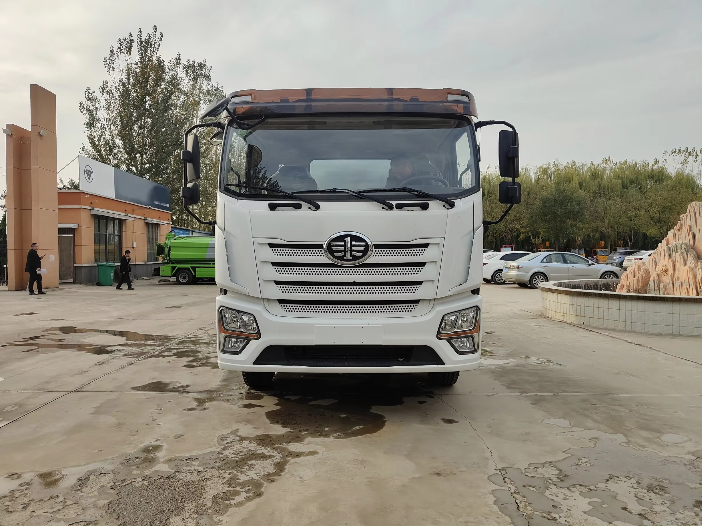 厂家直销 可定制 一汽手动柴油真空吸污车 —— 大型市政高压清洗作业车