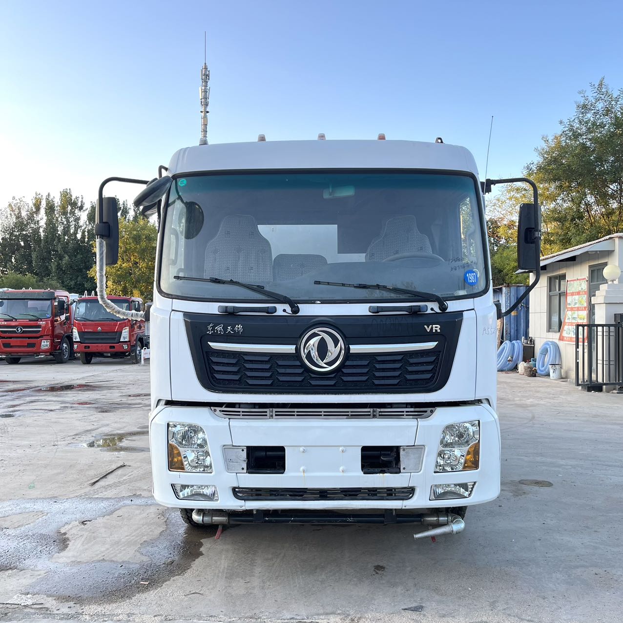 12m³ Water Sprinkler Truck Dongfeng Tianjin 180HP Cummins For Sale