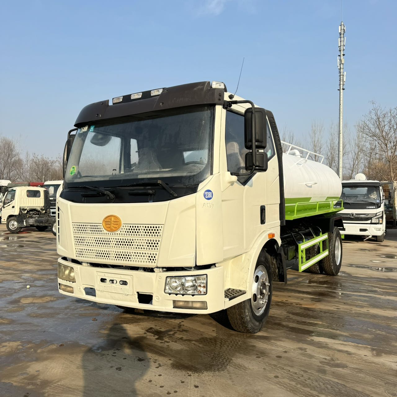 12m³ Self-Dumping Fecal Suction Truck JAC Gallop K5L 160HP Yuchai Engine