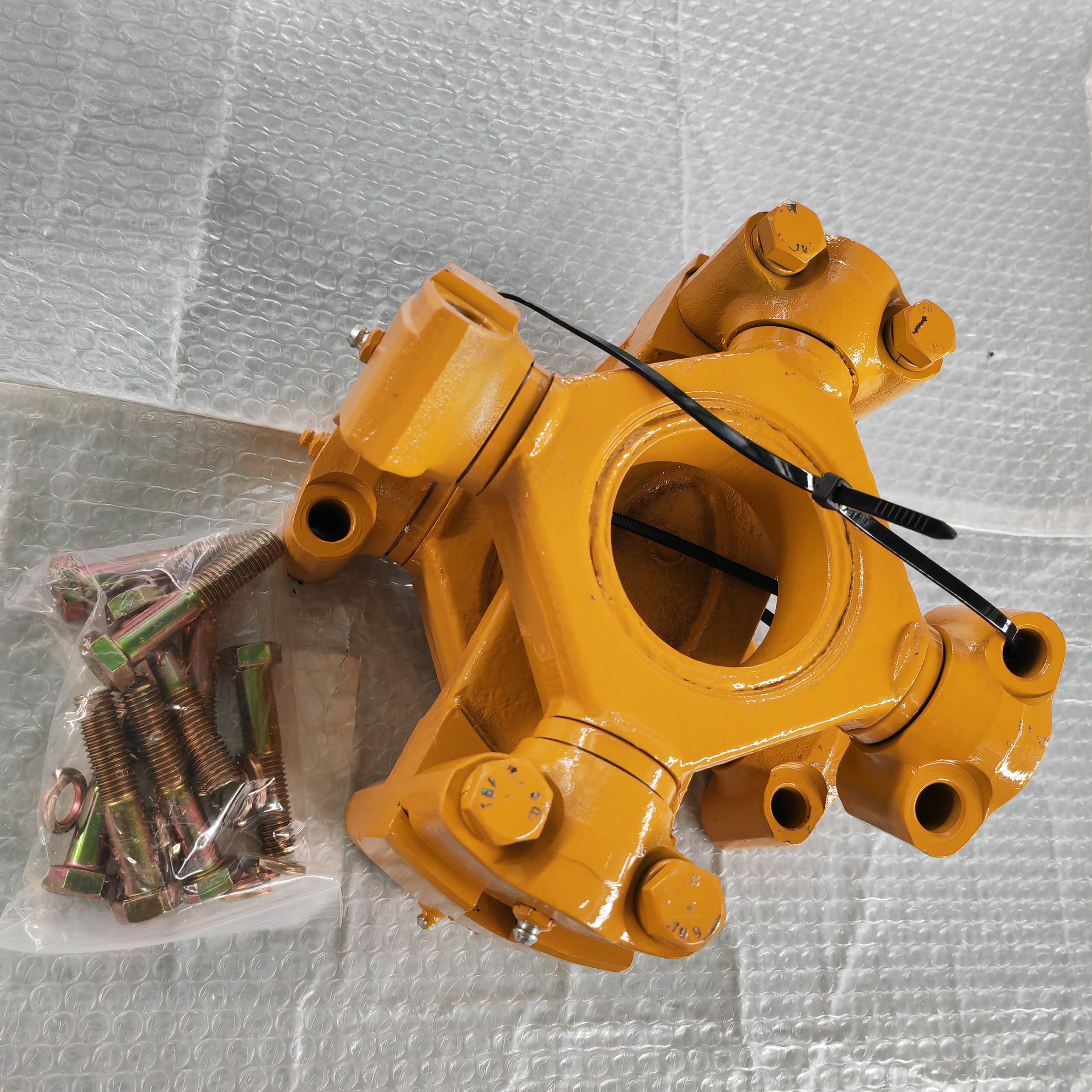 D155 摆式推土机万向节星形轴承 17A-20-11211