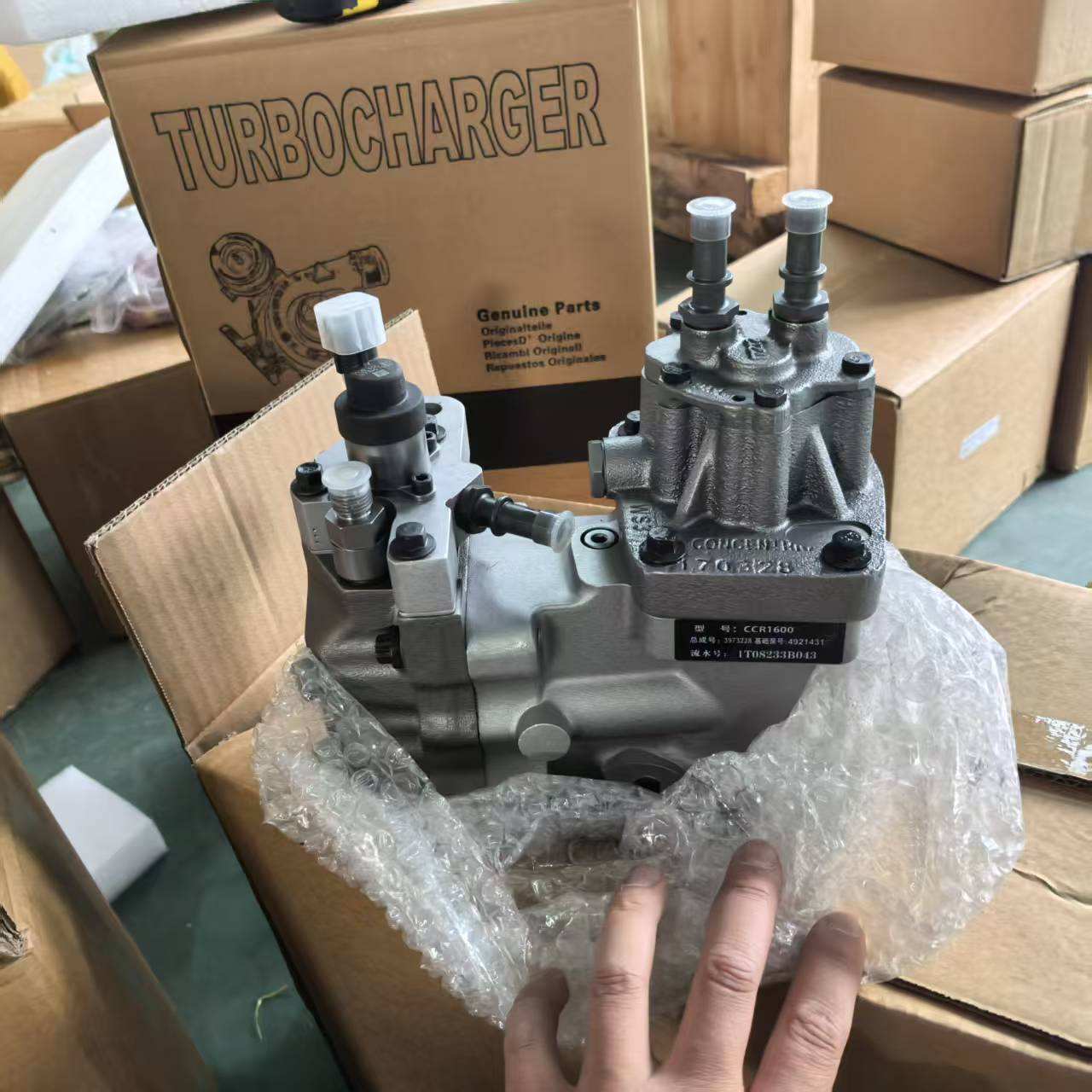 WA470-5 WA480-5 装载机液压泵总成 705-55-43000