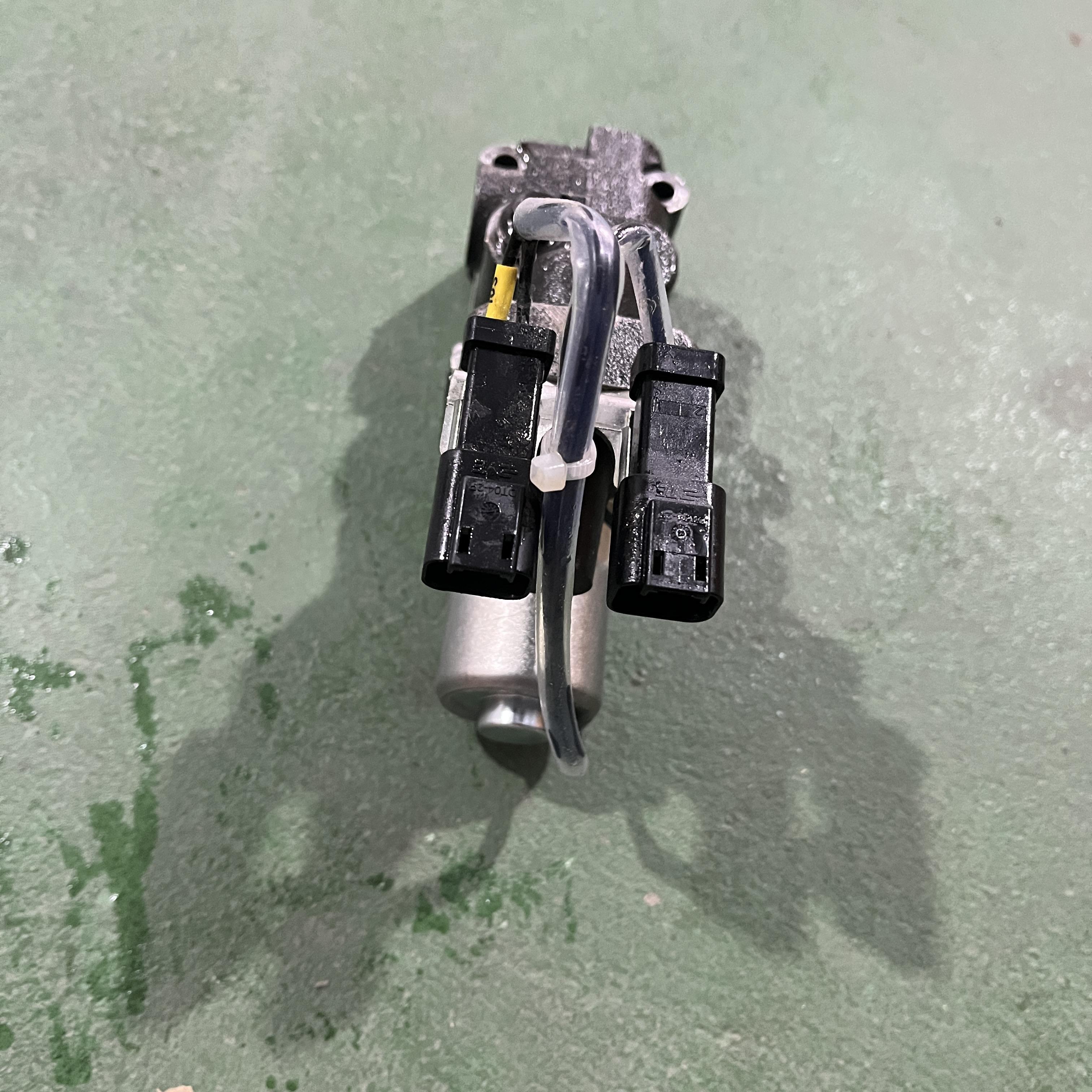 D275A-5D 拨土机转向系统ECMV总成 17M-22-47951