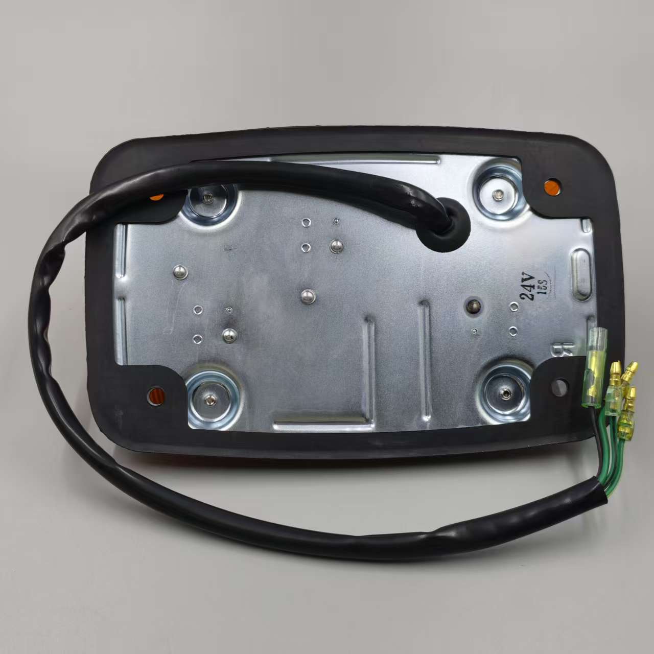 421-06-13401 转向信号灯，适用于小松 HD785-5 矿用自卸车配件