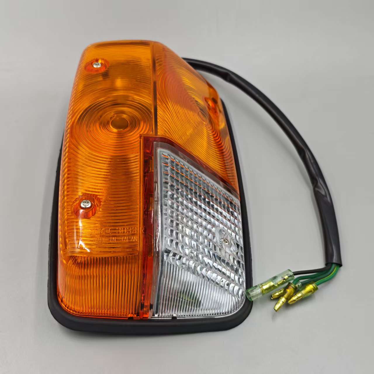421-06-13401 转向信号灯，适用于小松 HD785-5 矿用自卸车配件