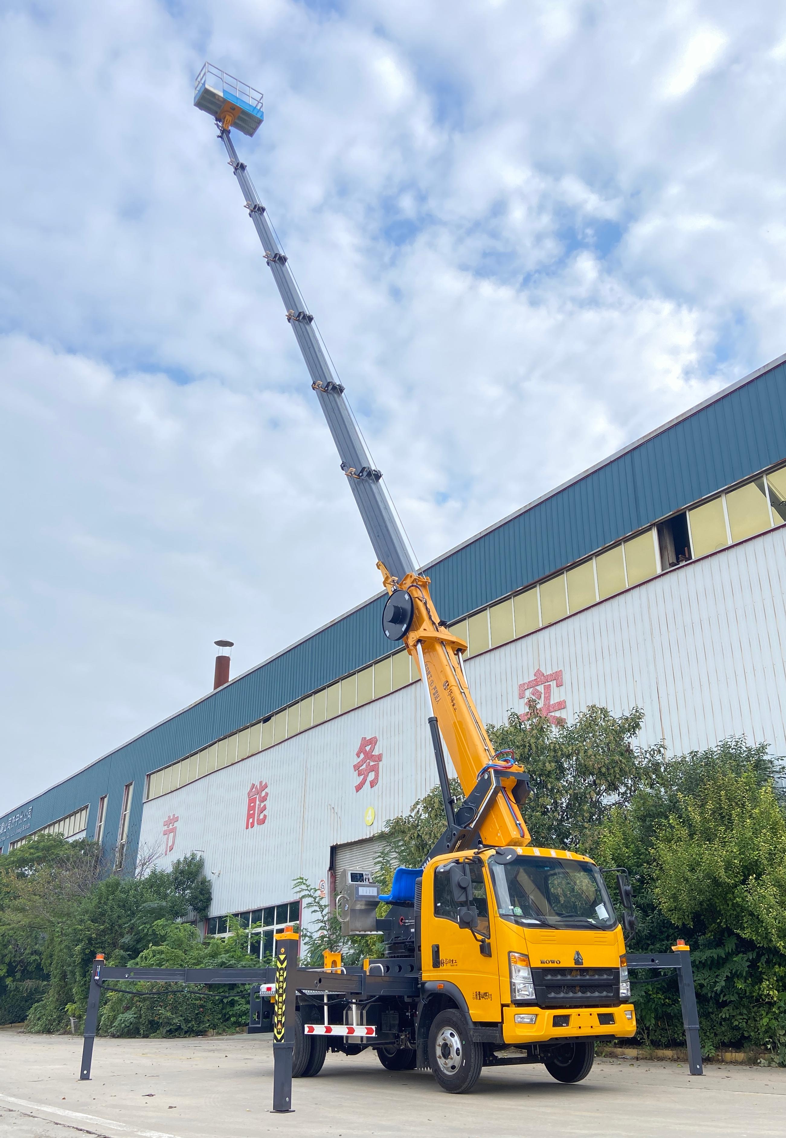 Huajin Heavy Industry Sinotruk HOWO Blue Card GK38 Aerial Work Platform