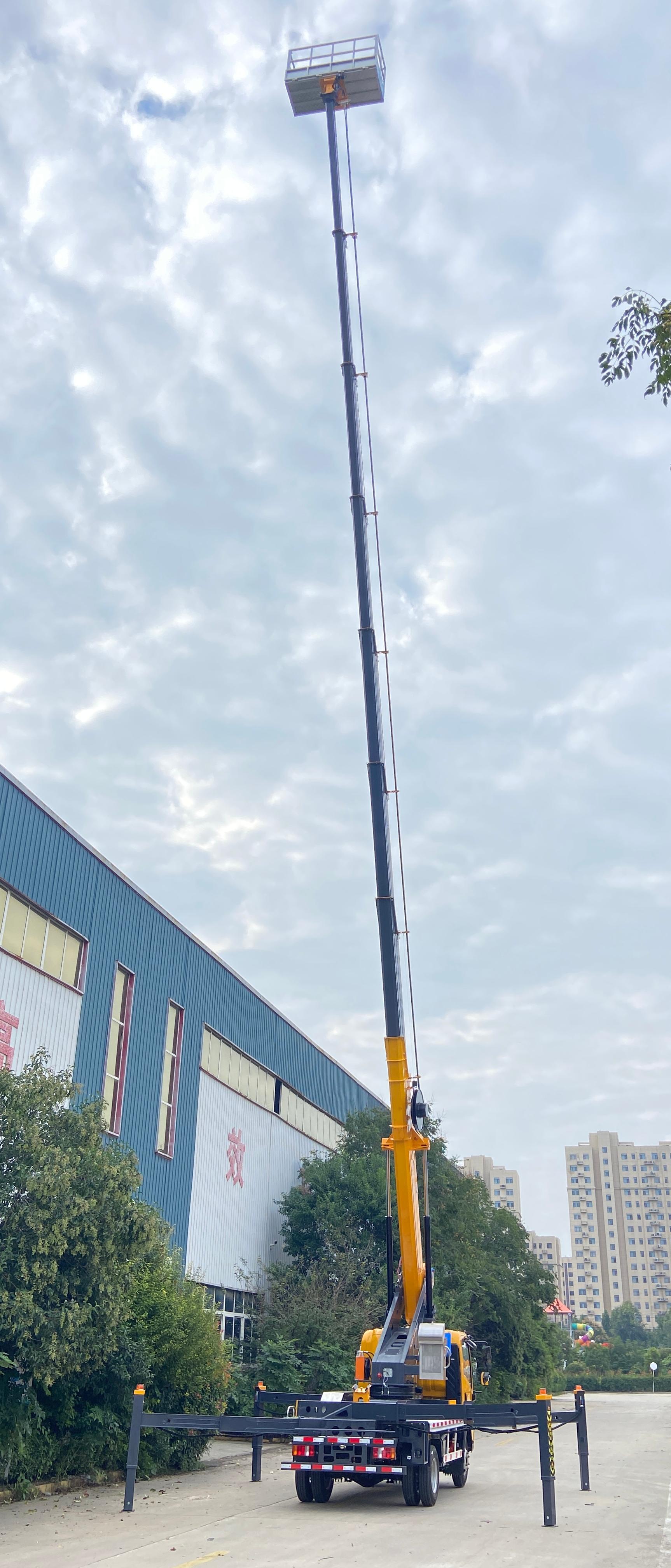 Huajin Heavy Industry Sinotruk HOWO Blue Card GK38 Aerial Work Platform