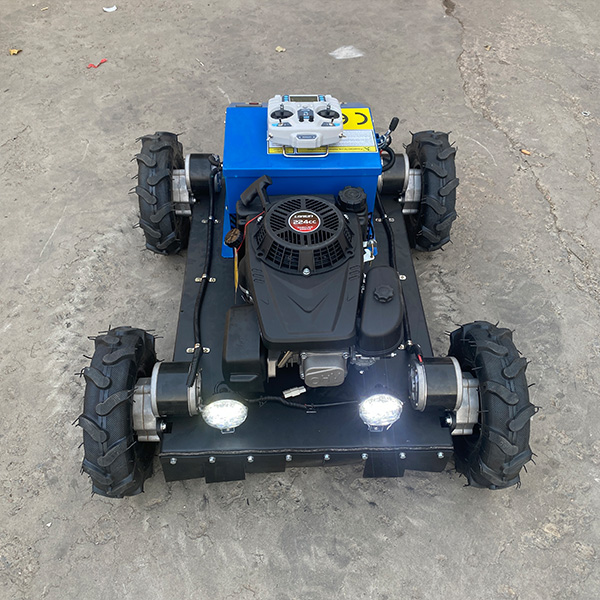 遥控割草机 550S｜四轮驱动轮式斜坡割草机，带 EPA/CE 认证