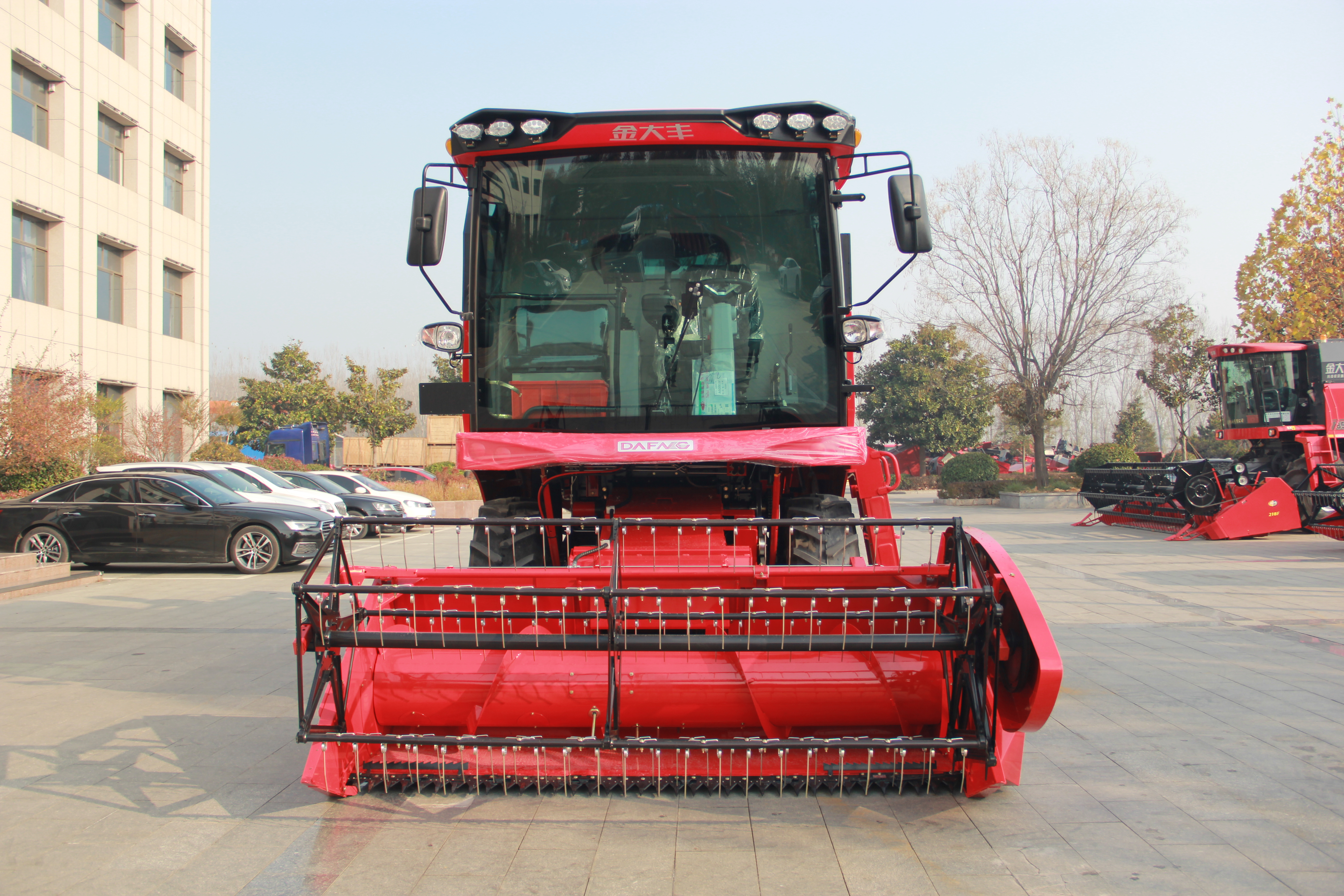 4LZ-10 Grain Combine Harvester | High Efficiency for Wheat & Rice