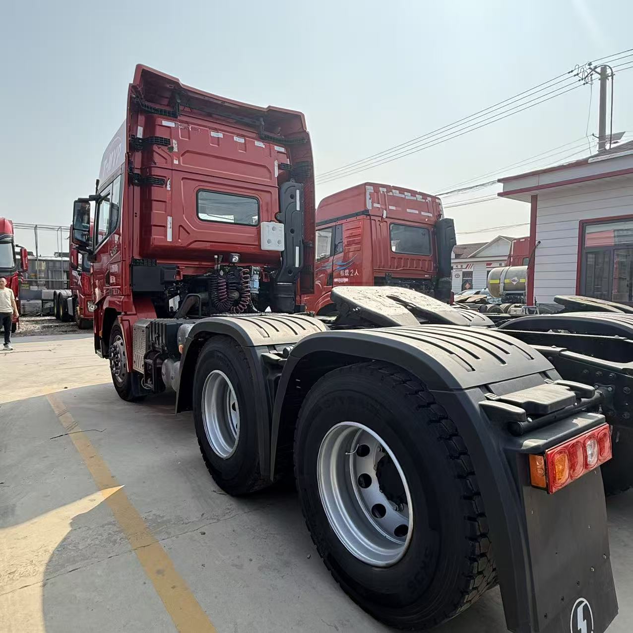 陕汽德龙X3000 潍柴460马力 法士特变速箱