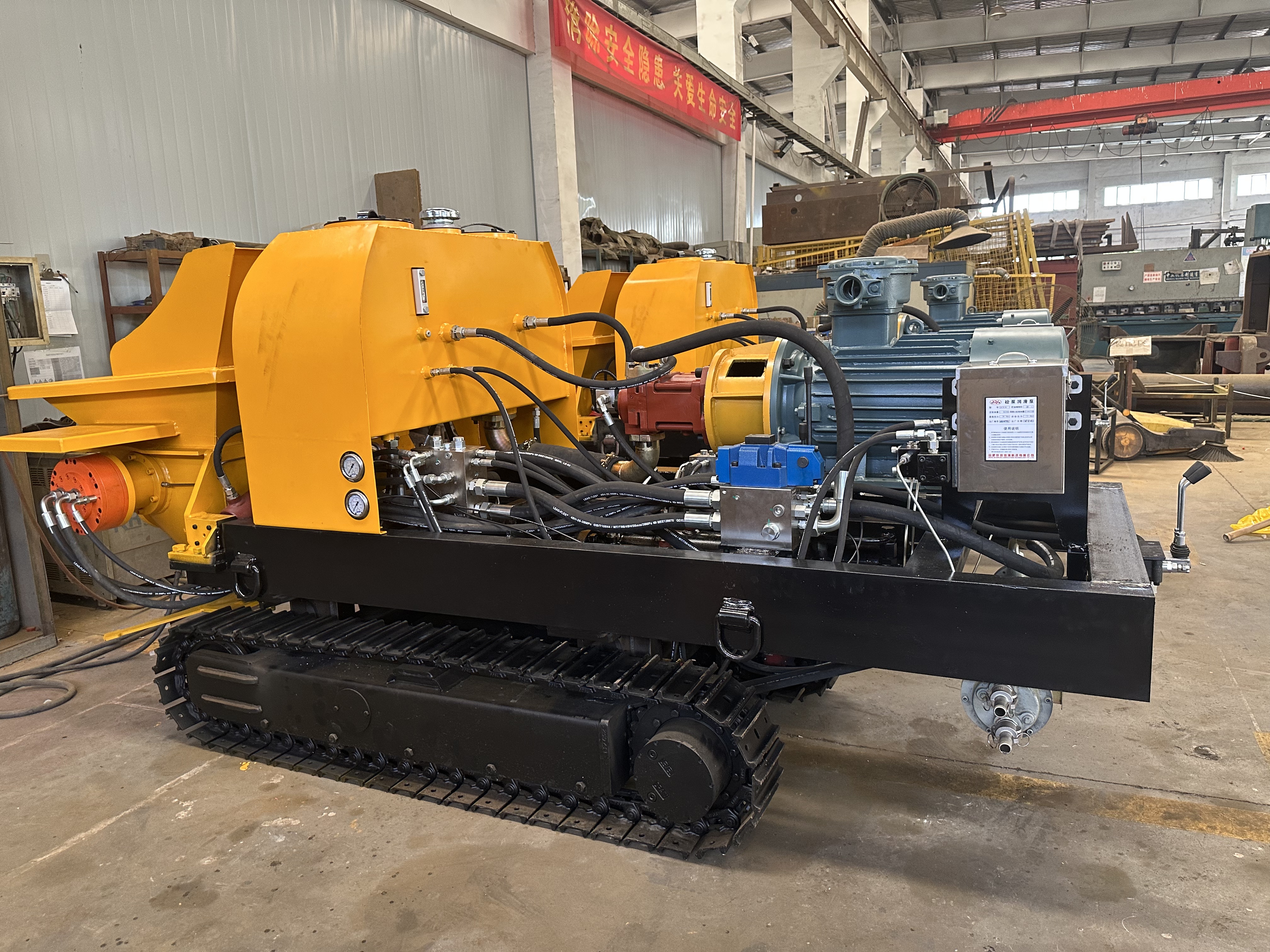 Crawler Concrete Pump | All-Terrain High Efficiency Construction Conveying Equipment