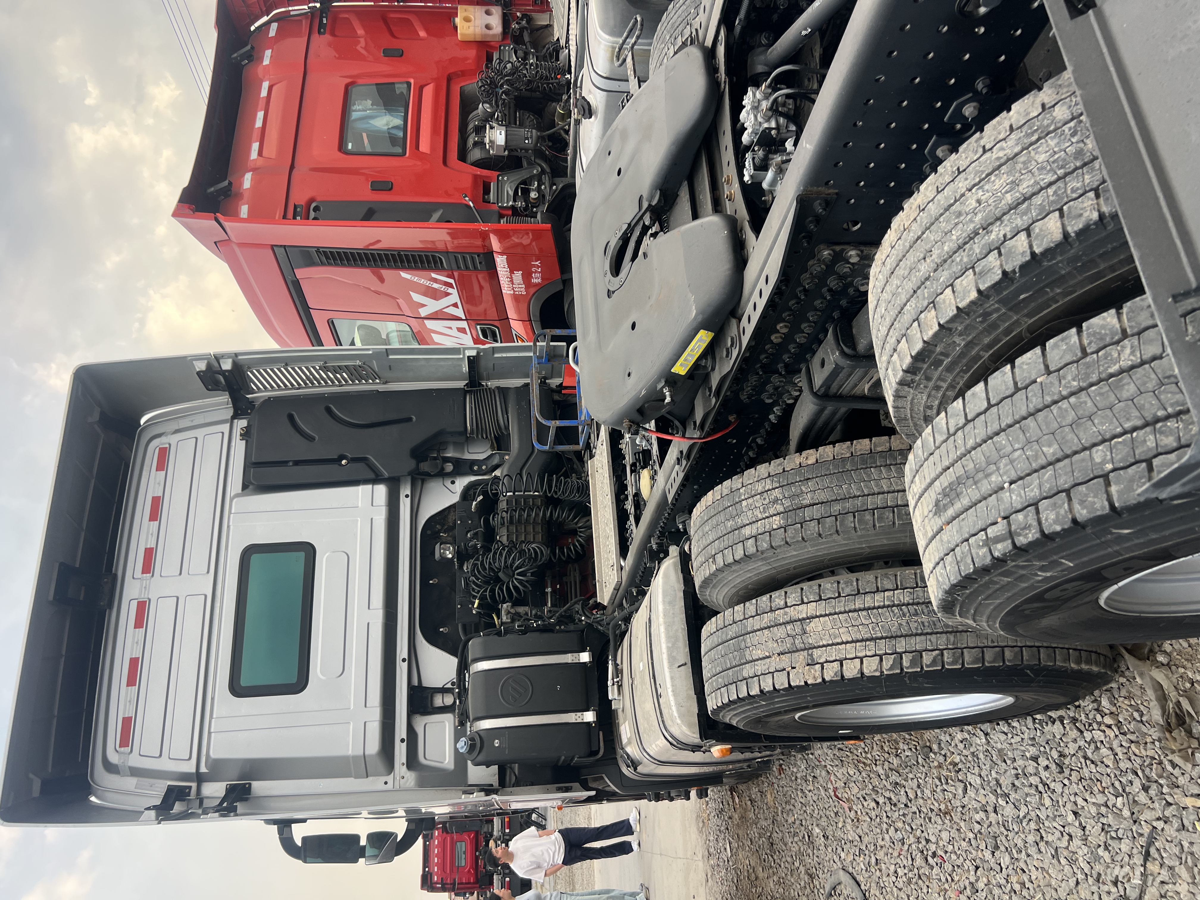 FOTON Auman EST 2022 | 580HP 13L Diesel Truck | ZF Auto Transmission