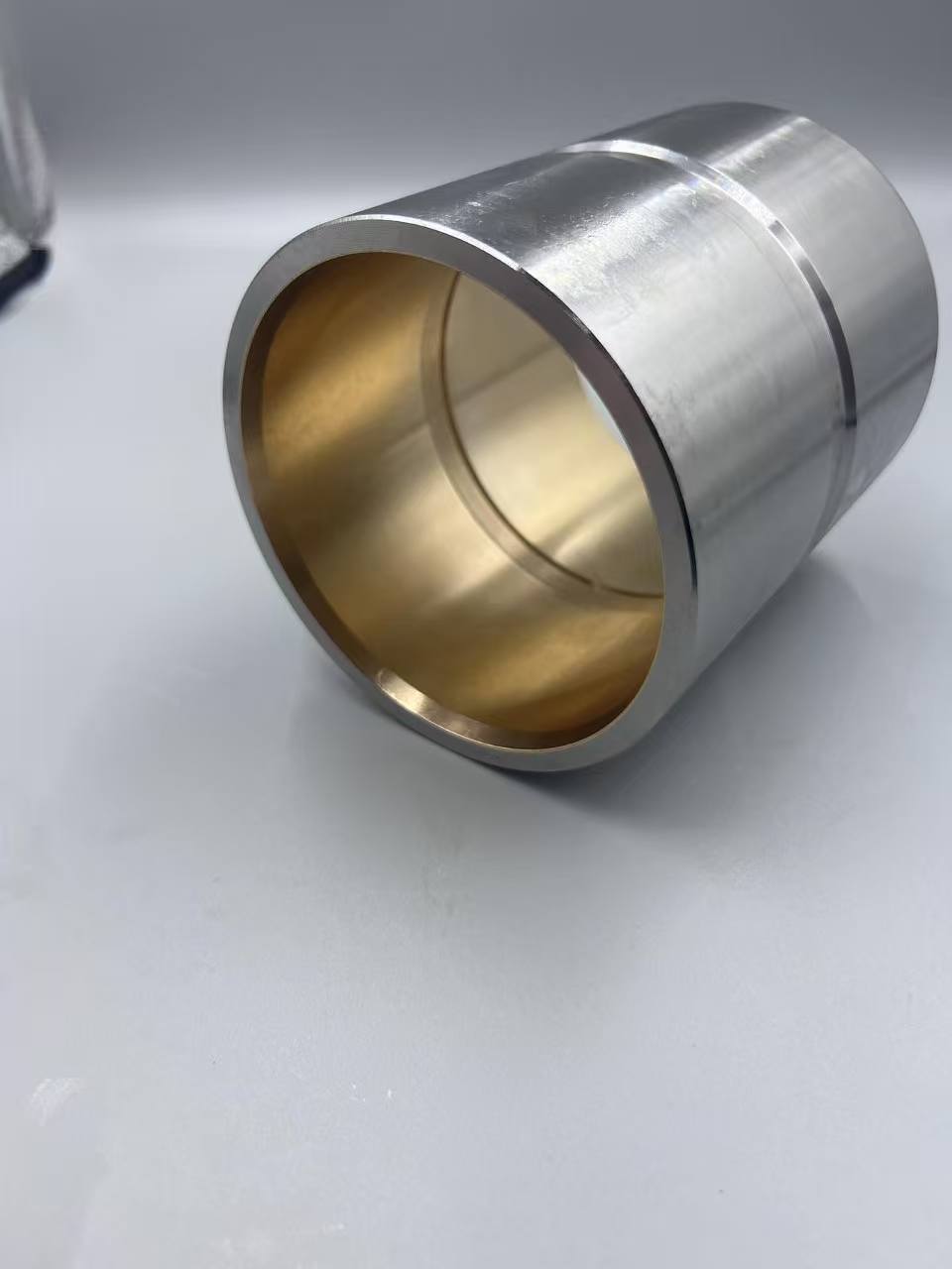 Original quality 206-70-71272 Bushing Komatsu suitable for Komatsu PC220 excavator parts