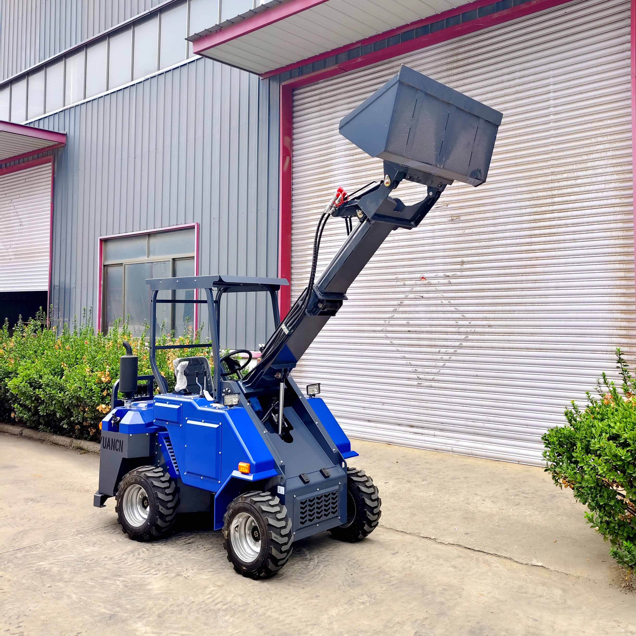 Tuoyuan Mini All-Terrain Wheel Loader | 26HP 19.39kW Diesel Front End Telescopic Loader