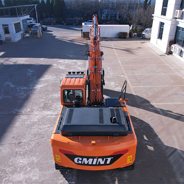 冠铭 230 大型挖掘机 | 23 吨级康明斯动力液压履带式挖掘机