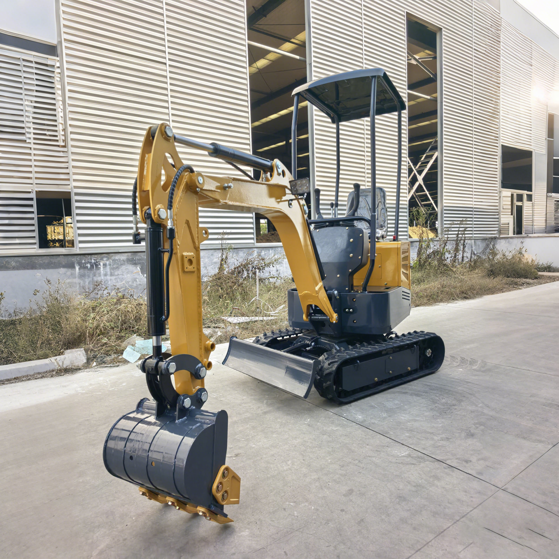 Free delivery, Kubota engine excavator, wholesale in China, compact new mini excavator.