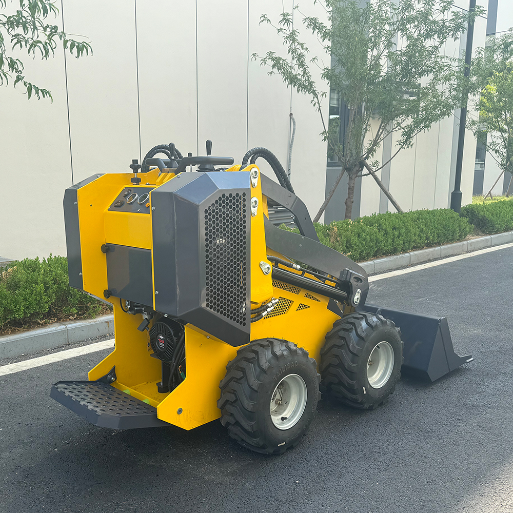180-500 公斤微型滑移装载机 | 23 马力轮式小型装载机 带铲斗属具
