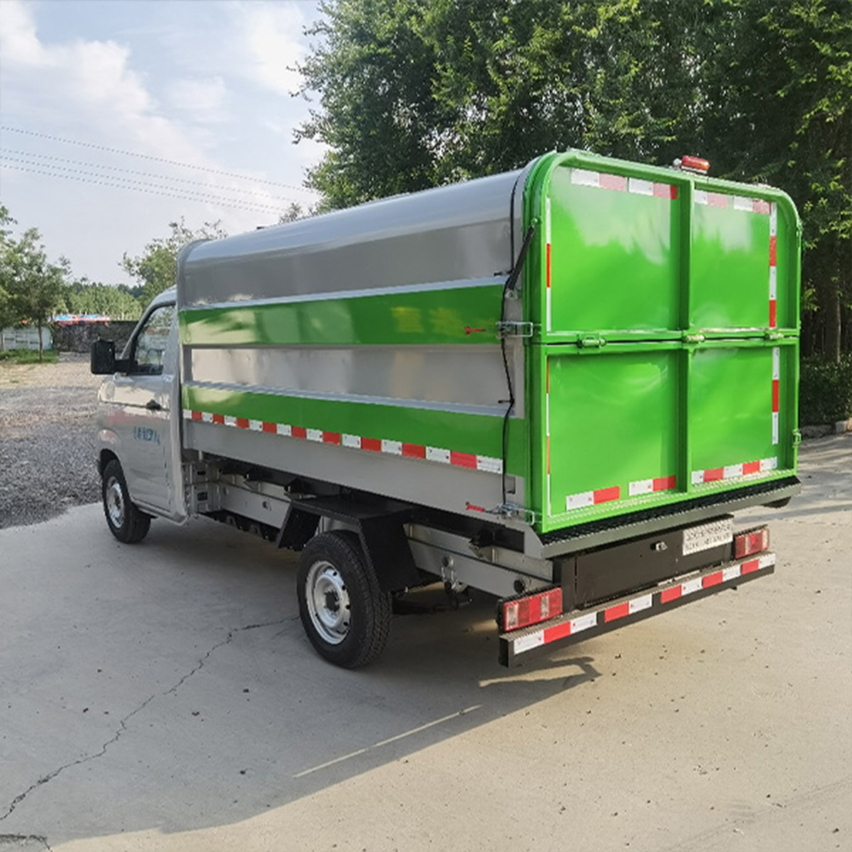 6 方纯电动自装卸式垃圾车 | 奇瑞 32kWh 磷酸铁锂电池环卫垃圾车