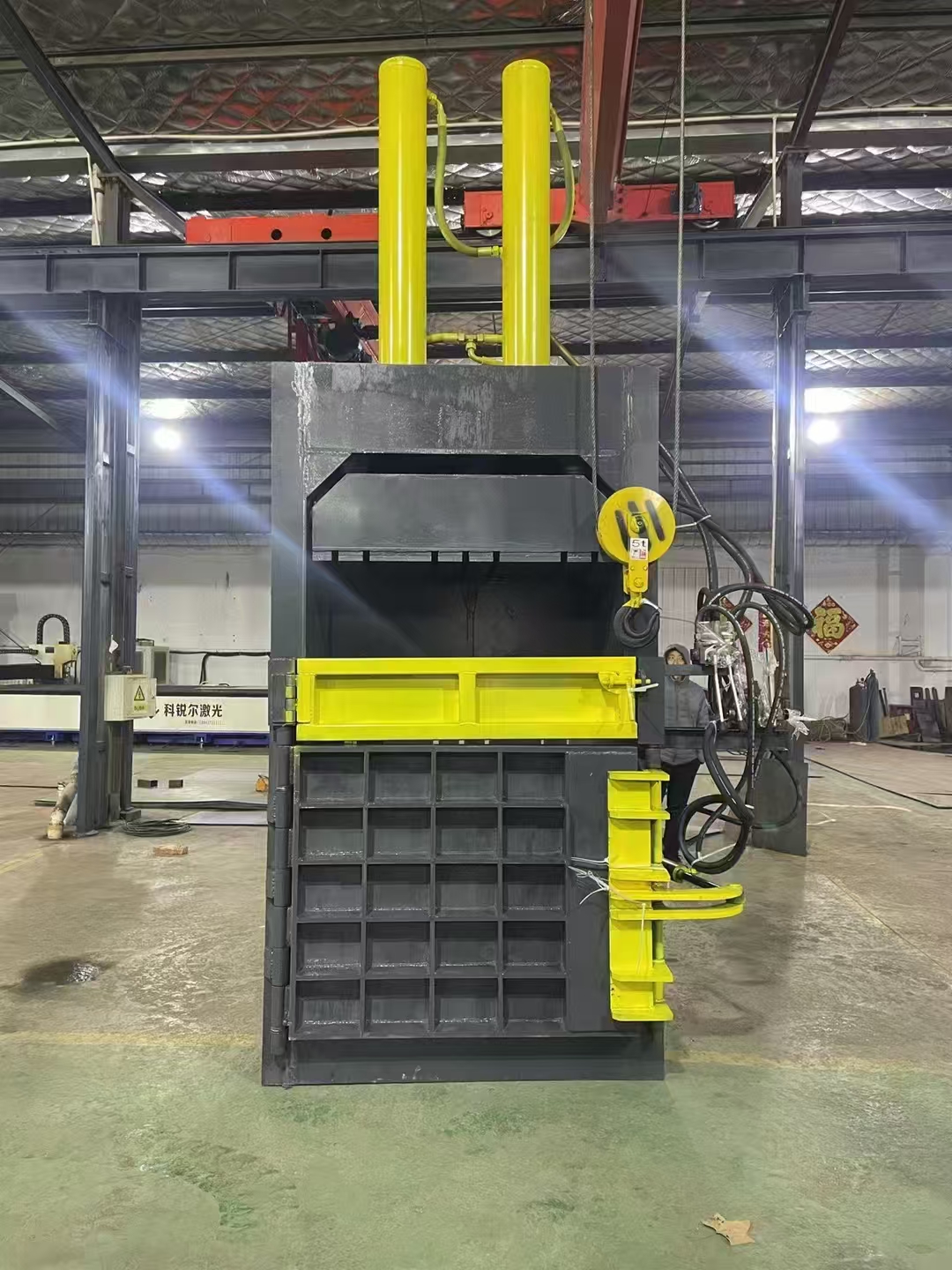 立式全钢板液压打包机 80T-200T 塑料薄膜饮料瓶废料压缩设备