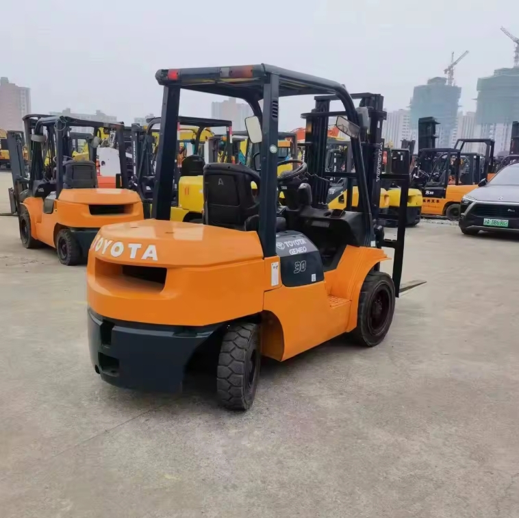 Toyota 2-7 Ton Diesel Forklift