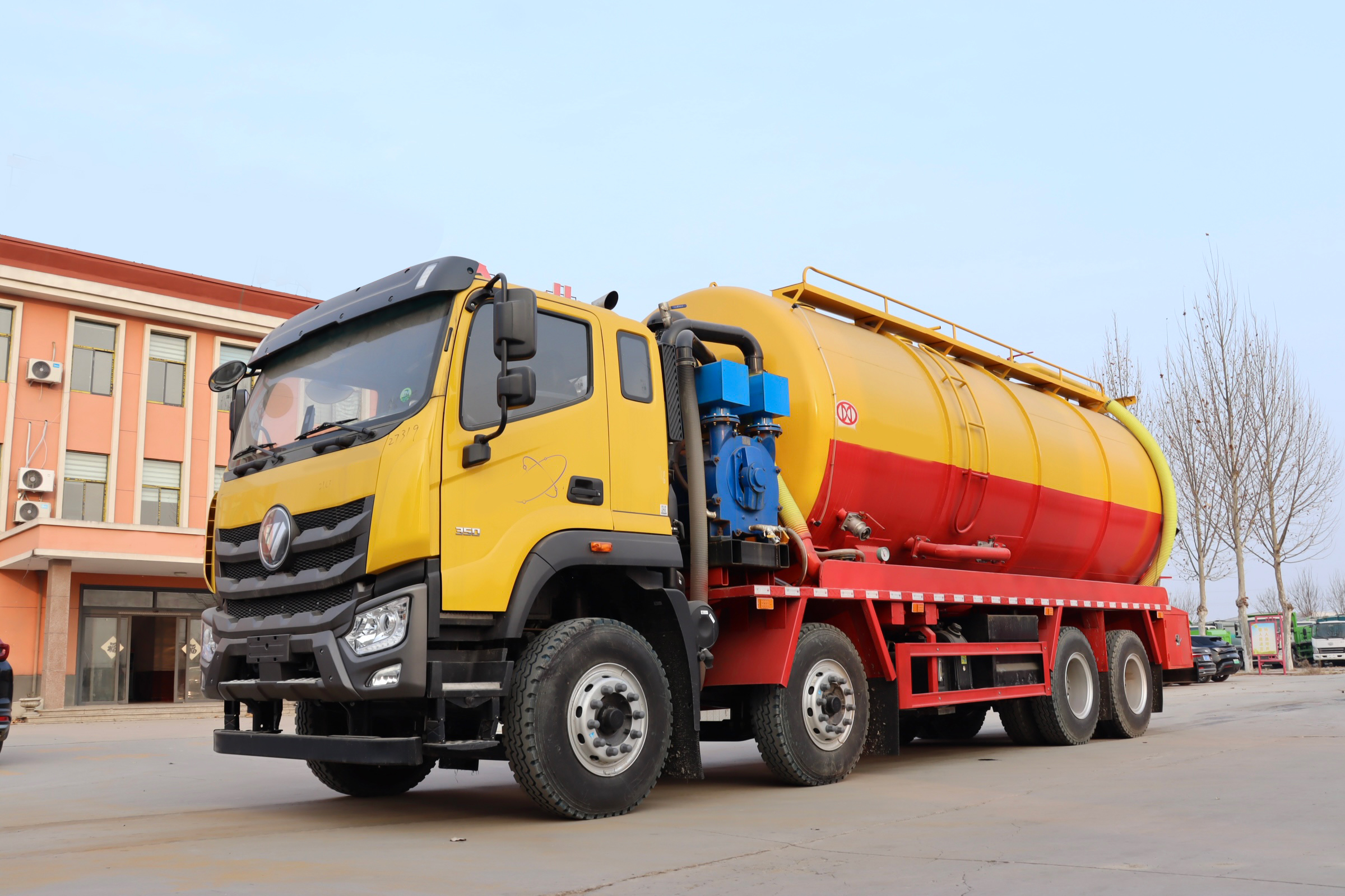 山东全新 定制大容量福田6×4吸污真空车 高压清洗 市政专用