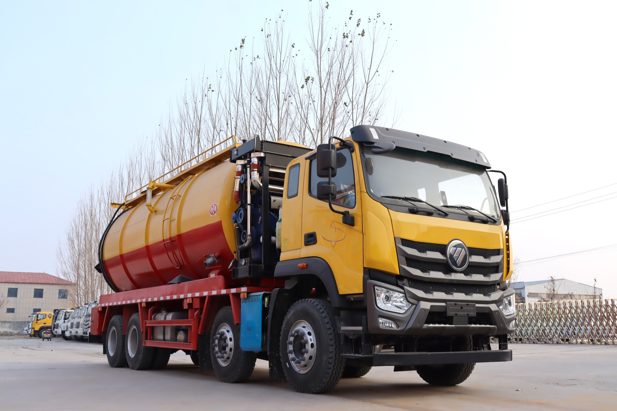 山东全新 定制大容量福田6×4吸污真空车 高压清洗 市政专用