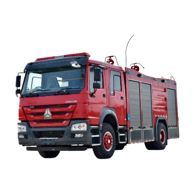 中国制造商生产的柴油泵水罐消防车，容量7000-10000升，用于森林消防救援