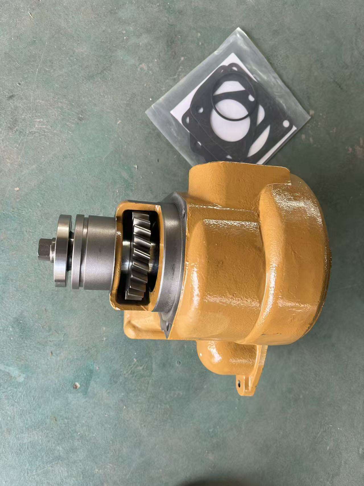 WA380 装载机 水泵总成 6754-61-1210