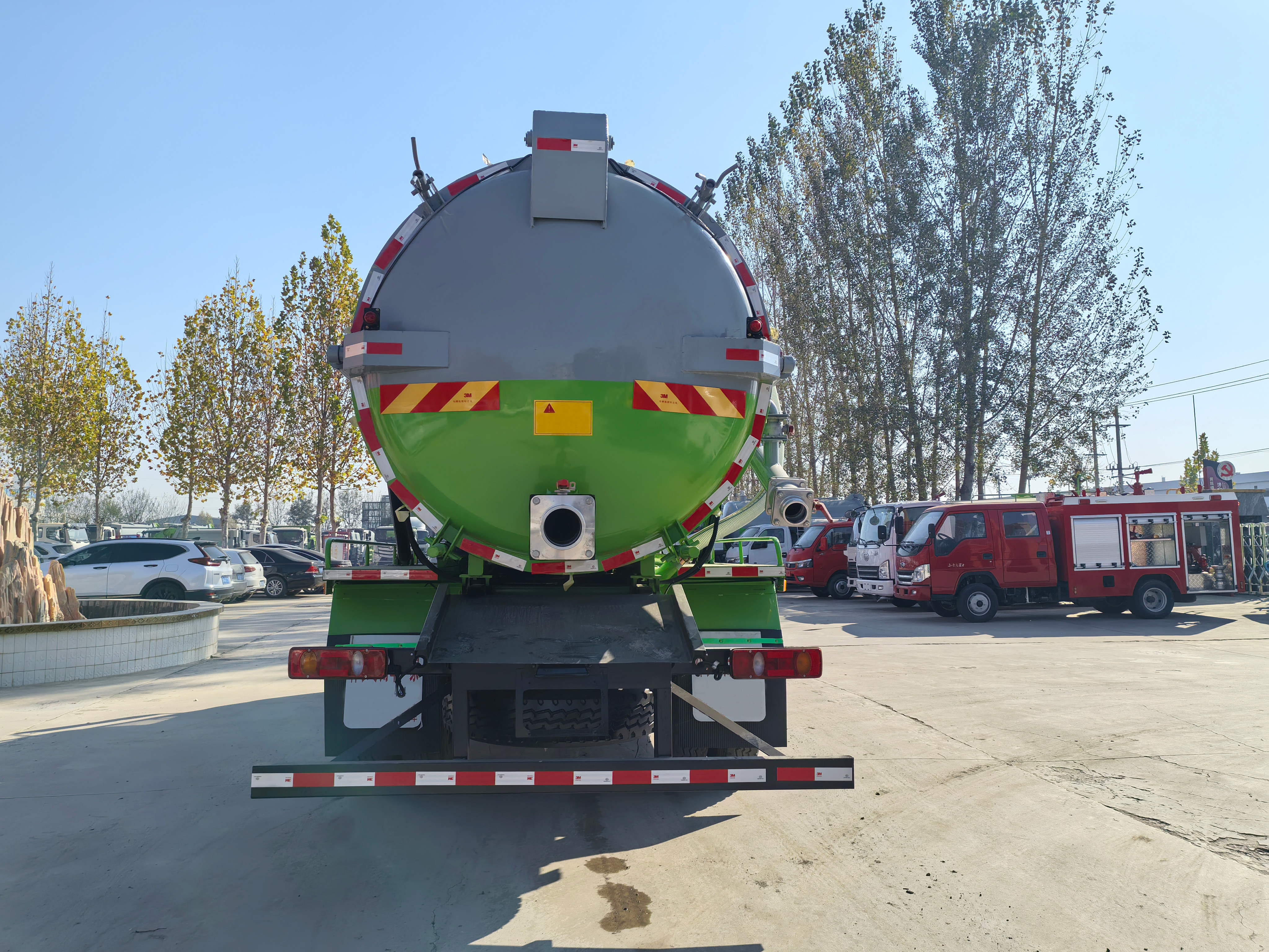 厂家直销 可定制 东风手动柴油真空下水道吸污车 大型市政高压清洗