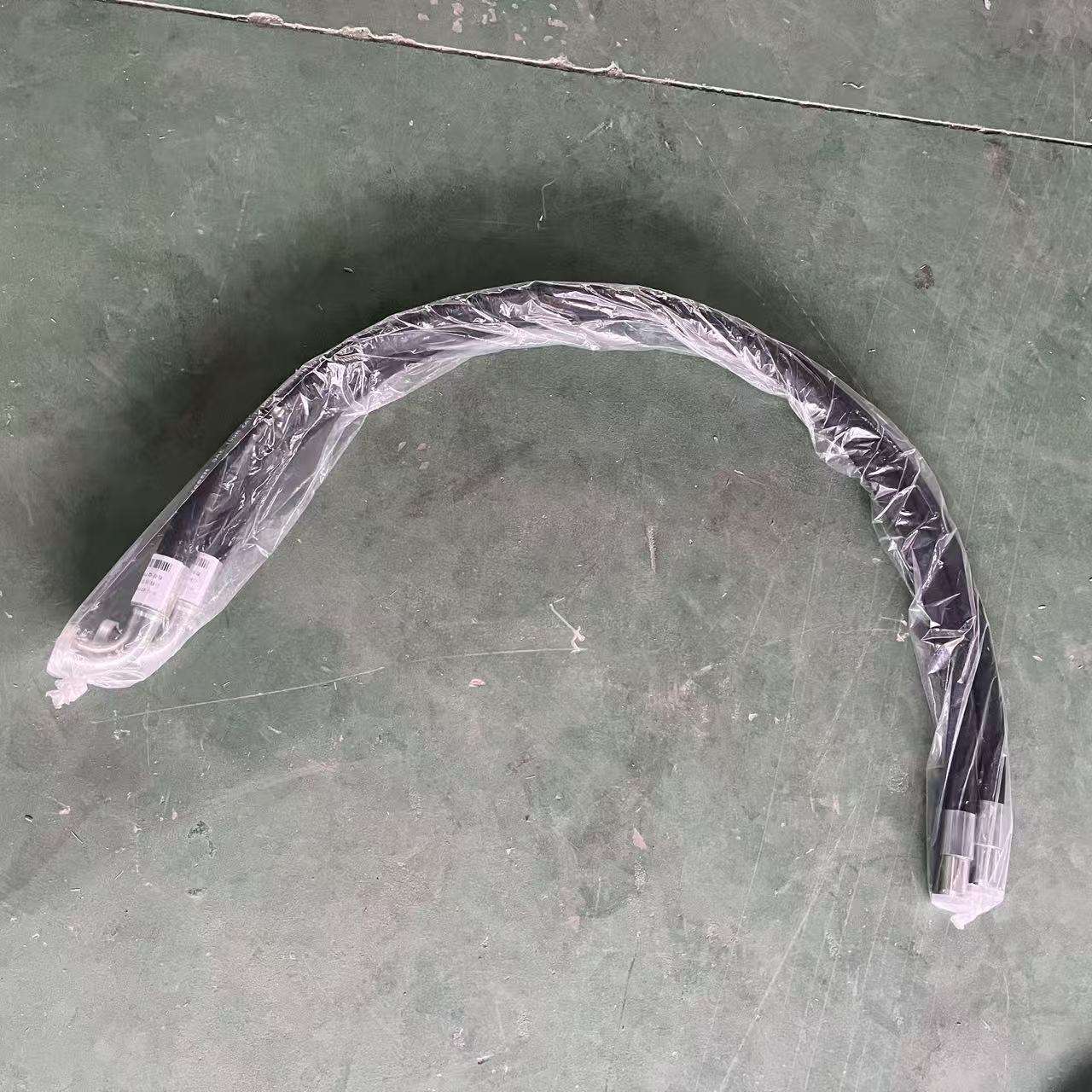 D80E-18 D85A-18 挖掘机液压管路软管 07118-01017