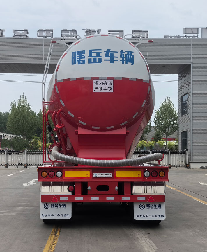 中密度粉粒物料运输车