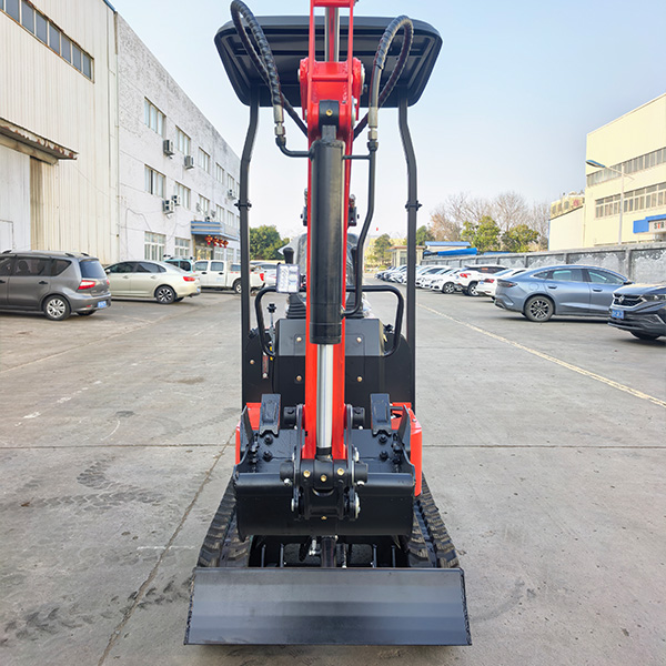 K08 微型挖掘机 | 搭载洋马发动机的 0.8 吨小型挖掘机