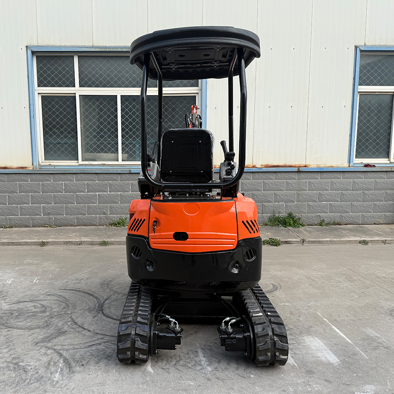 ME-16 1.6 吨小型挖掘机，适用于果园、大棚、农田作业，通过 EPA、CE 认证