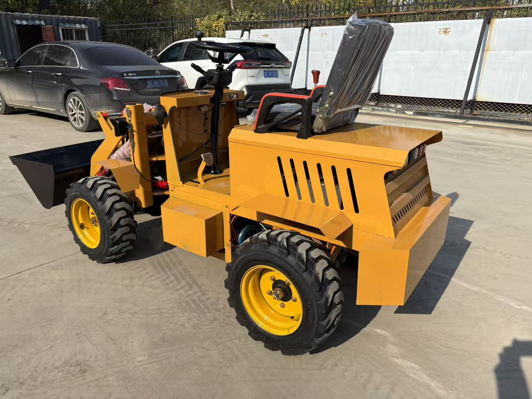 4WD Small Wheel Loader Mini Shovel | Compact High Efficiency Construction Machinery