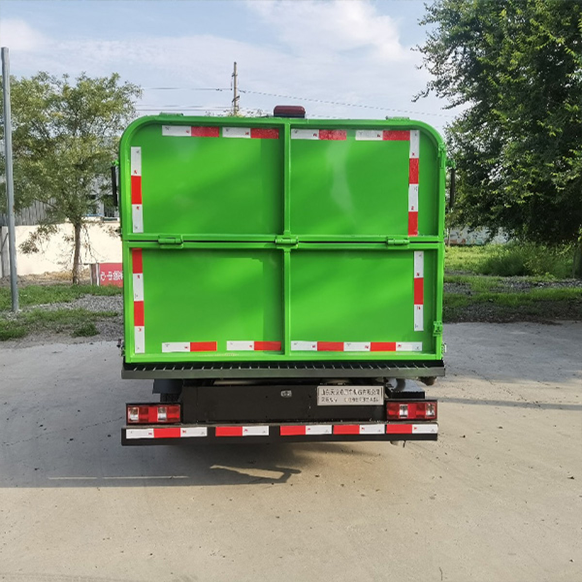 6 方纯电动自装卸式垃圾车 | 奇瑞 32kWh 磷酸铁锂电池环卫垃圾车