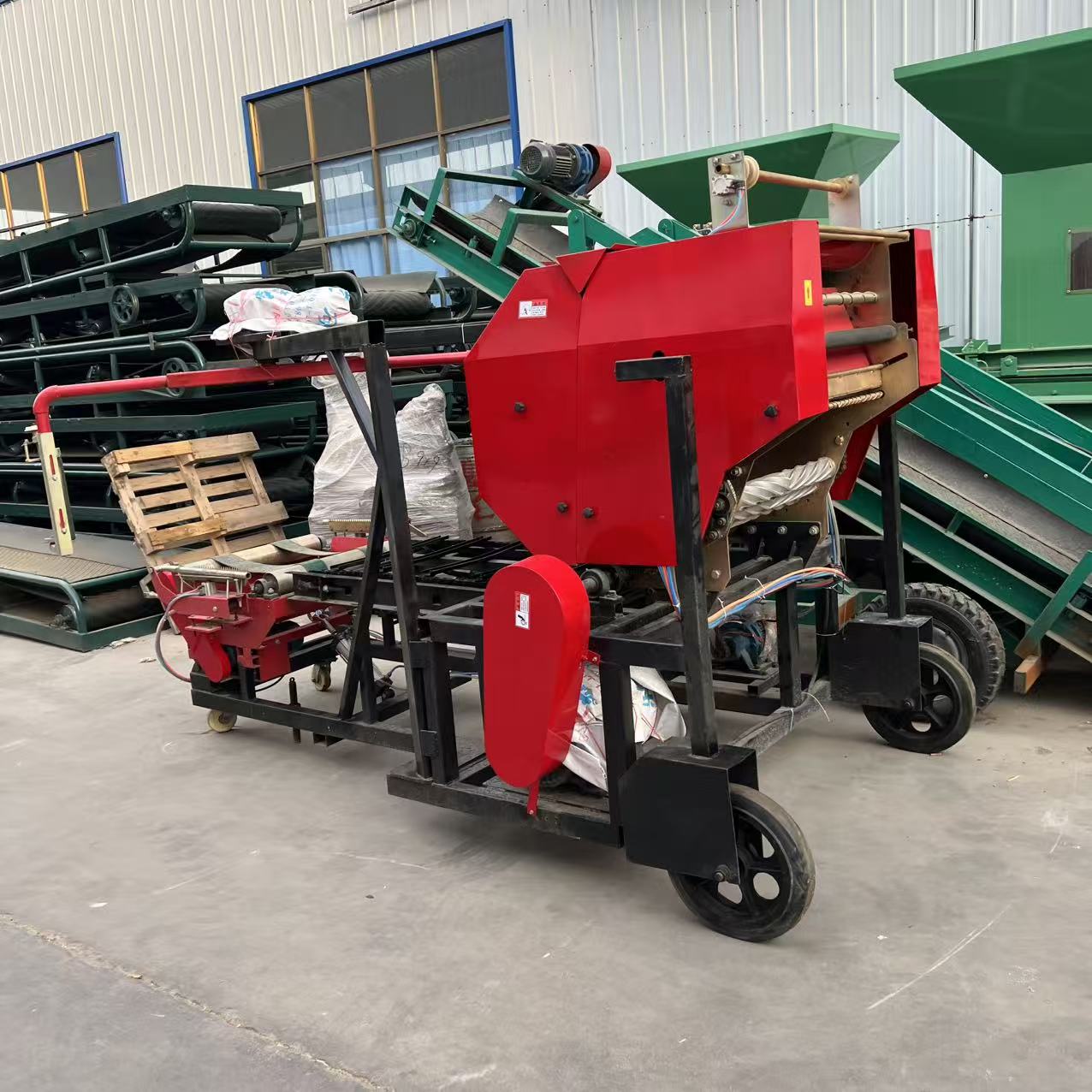 全自动秸秆牧草圆捆打包机