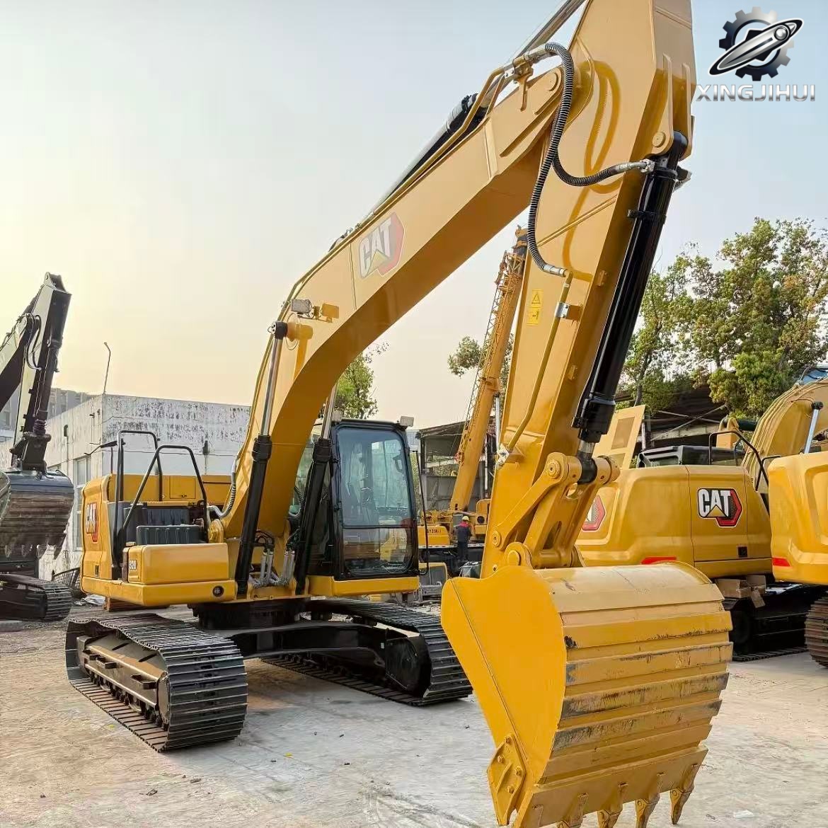 Used CAT320 Crawler Excavator