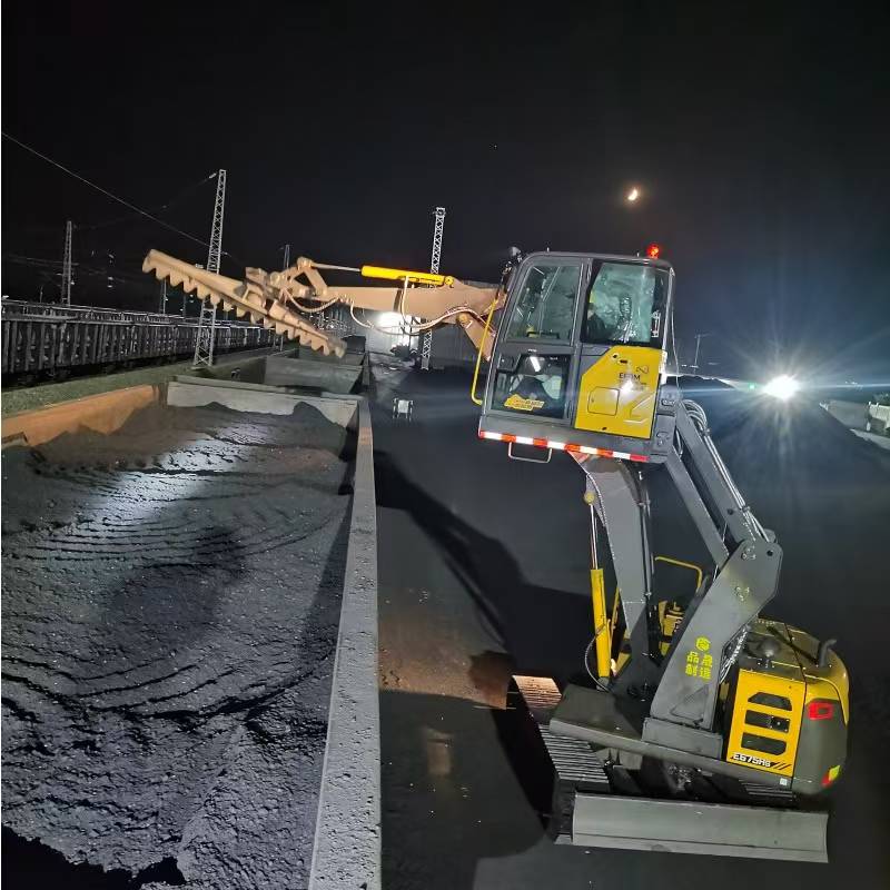 挖掘机升降驾驶室铁路平煤机 2.5 米升降 铁路抓料机抓钢机定制